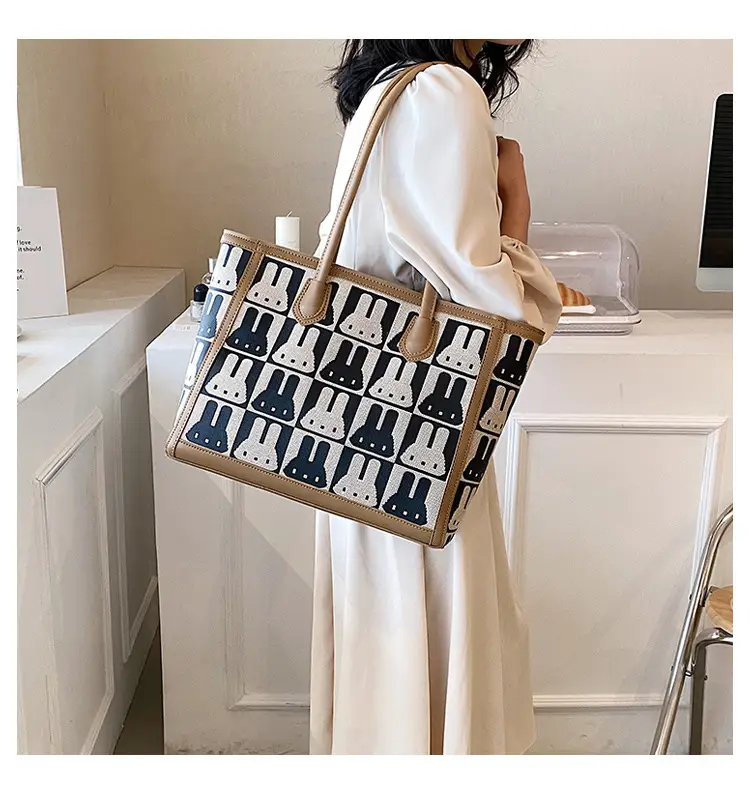 Women's Large Capacity Rabbit Print Tote Bag — feature 17