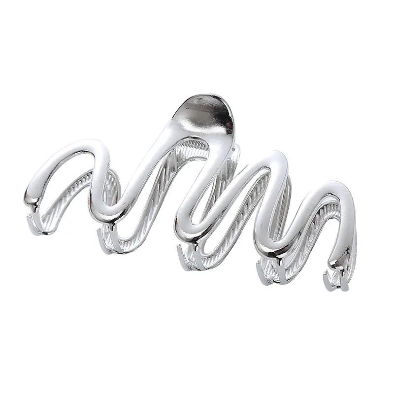 Niche Cold Shark Clip Hairpin for Women - Image 6
