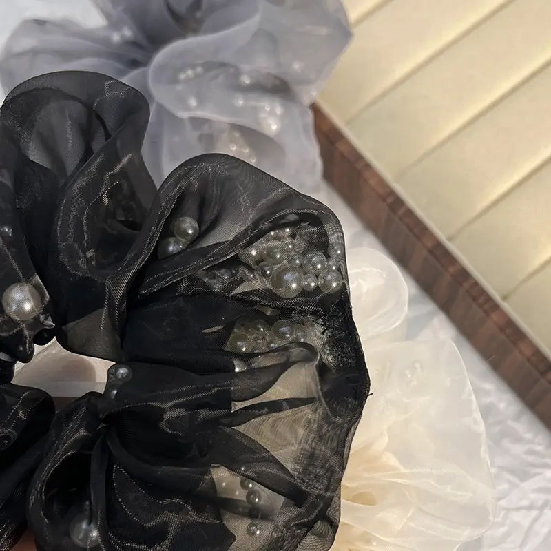 High-Grade Pearl Hair Rope with Elegant Pearl Accents — feature 10