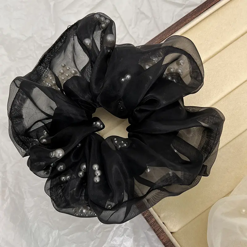 High-Grade Pearl Hair Rope with Elegant Pearl Accents — feature 7