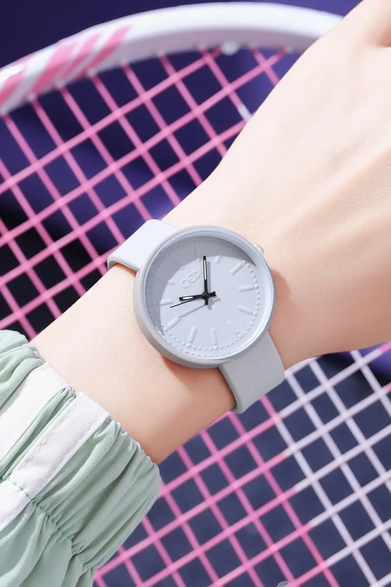 Green Student Watch for Women Waterproof Quartz — feature 17