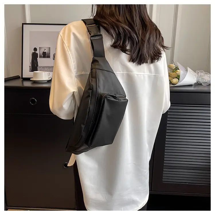 Women's Silver Crossbody Bag Large Capacity Waterproof Sports Bag — feature 13