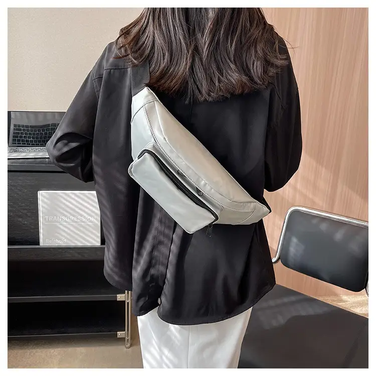 Women's Silver Crossbody Bag Large Capacity Waterproof Sports Bag — feature 18