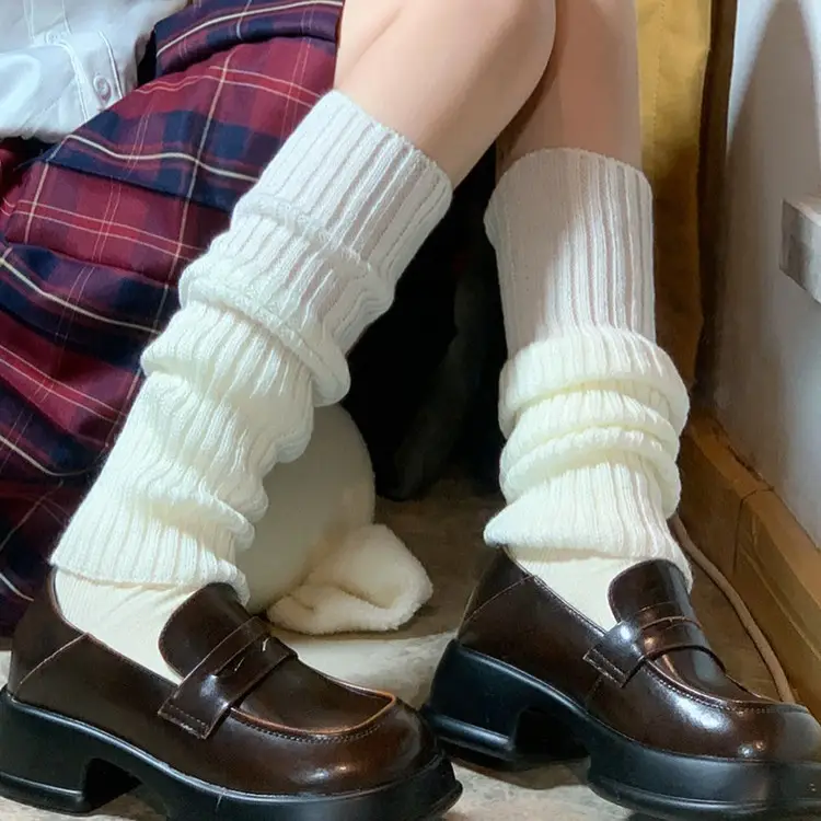 Knitted jk socks socks women's long tube calf socks leg sets autumn and winter warm pile socks Lolita knee socks wholesale