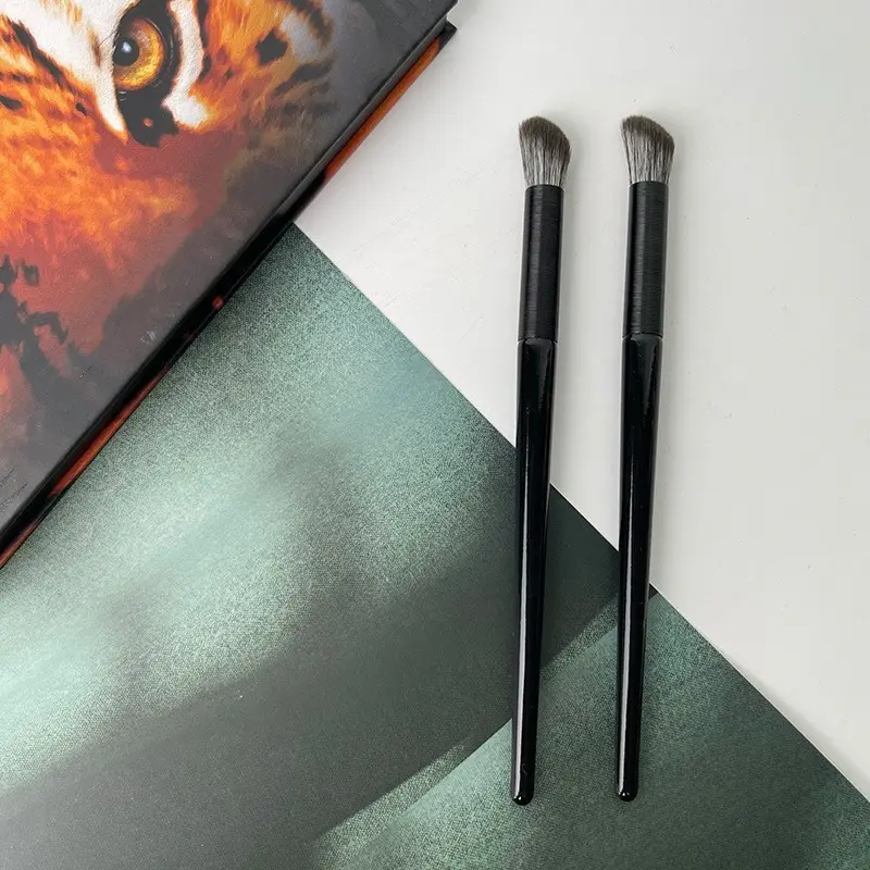 Cangzhou Portable Nasal Shadow Brush Slant Head Soft Hair Highlight Eye Shadow Brush Detail Sizzling Concealer Makeup Brush - Image 5
