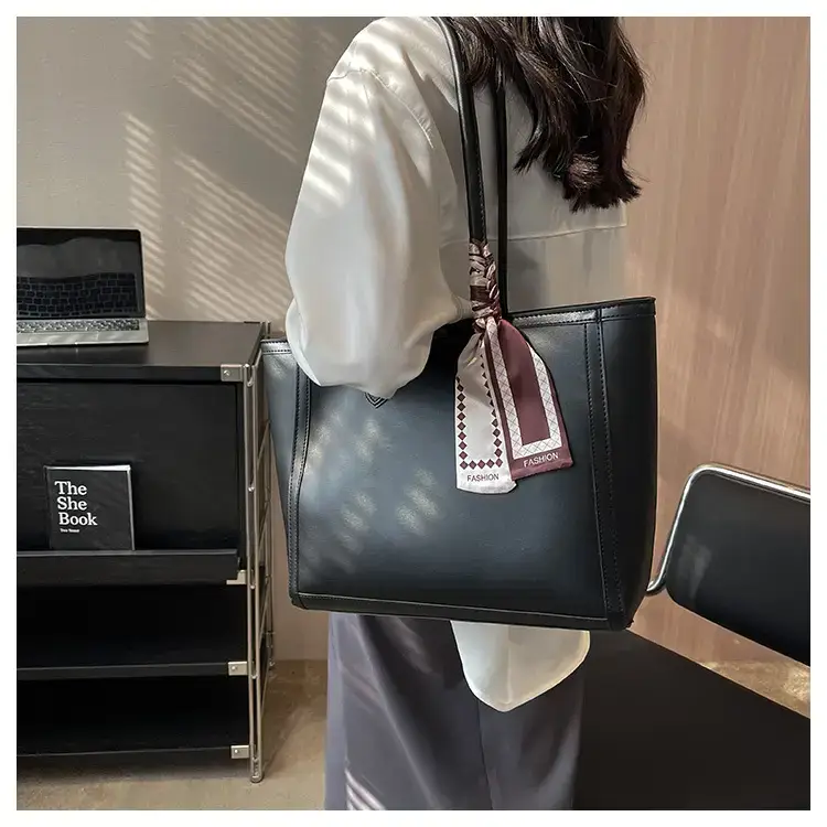 Women's Large Capacity Yellow Tote Bag with Leather Strap — feature 18