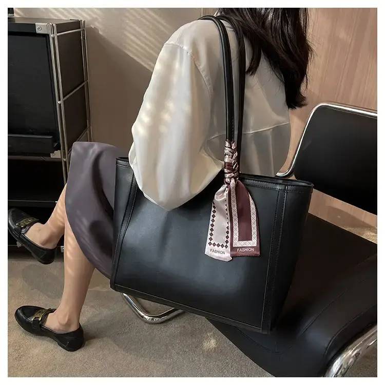 Women's Large Capacity Yellow Tote Bag with Leather Strap — feature 19