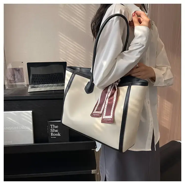 Women's Large Capacity Yellow Tote Bag with Leather Strap — feature 3