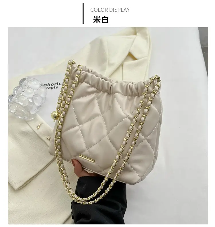 Black Chain Shoulder Bag for Women 2023 — feature 10