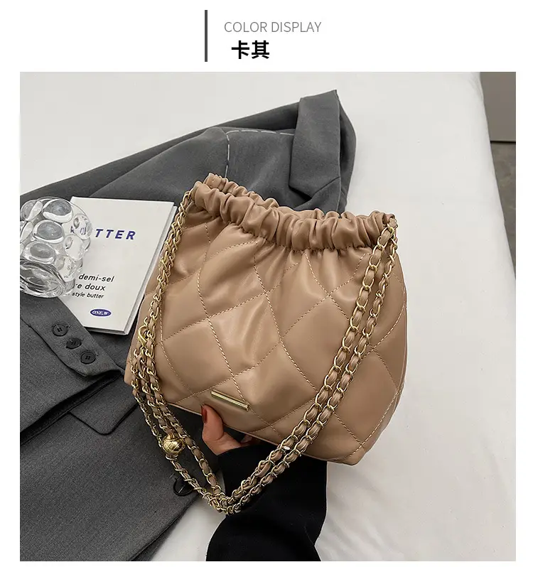 Black Chain Shoulder Bag for Women 2023 — feature 14