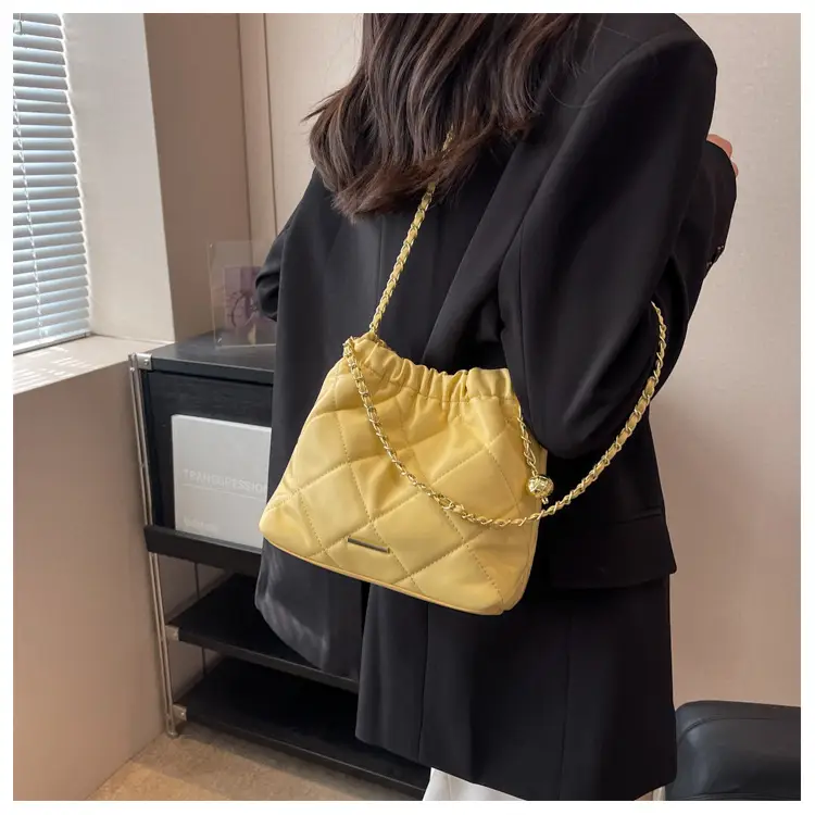 Black Chain Shoulder Bag for Women 2023 — feature 17