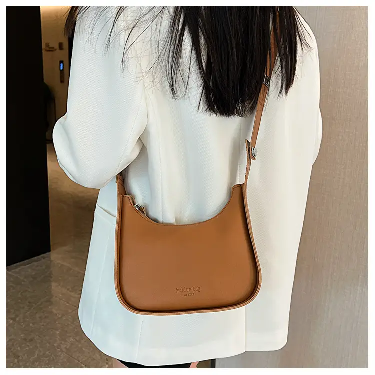 Retro White Shoulder Bag Women 2023 New Korean Style — feature 19
