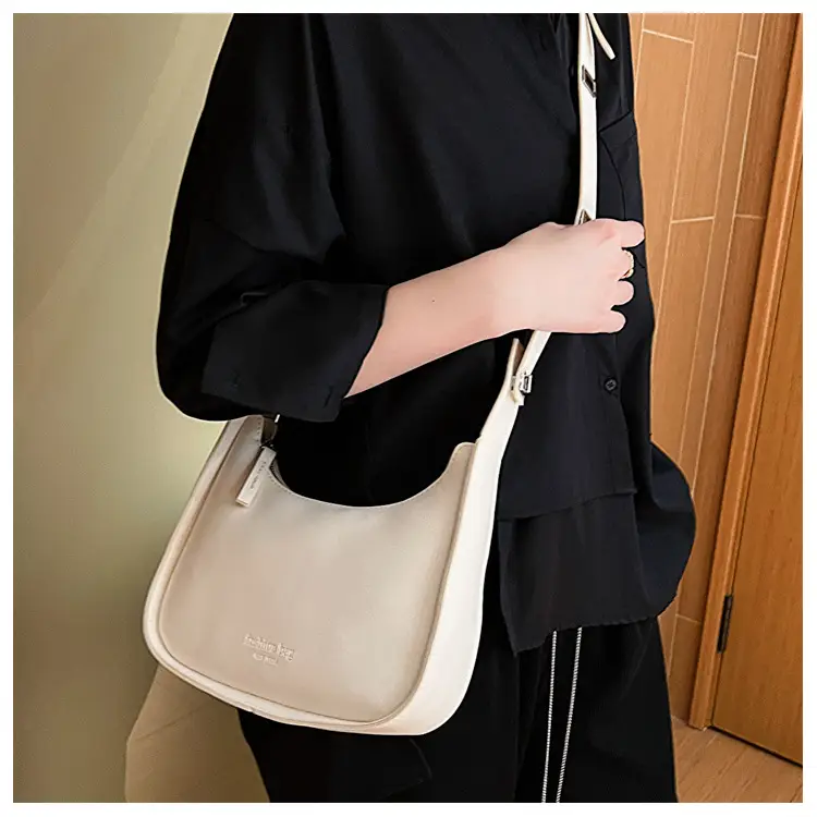 Retro White Shoulder Bag Women 2023 New Korean Style — feature 9
