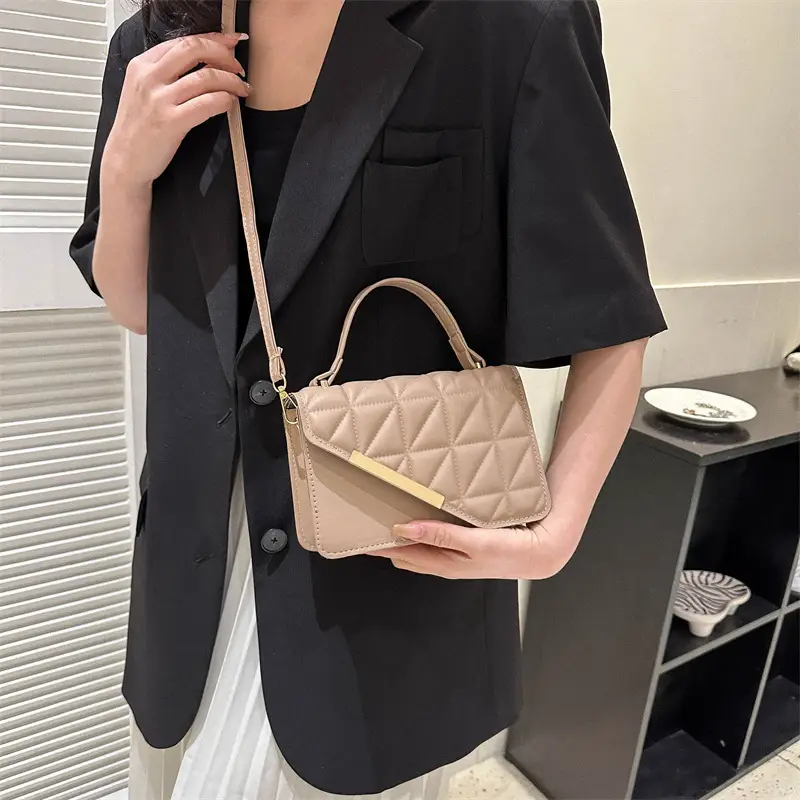 Beige Quilted Shoulder Messenger Bag 2023 - Image 8