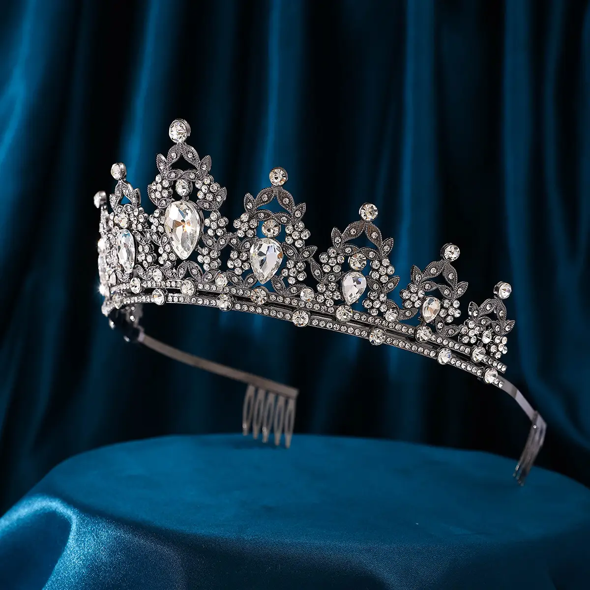 Korean Style Full Diamond Crown for Bride Wedding Makeup — feature 32