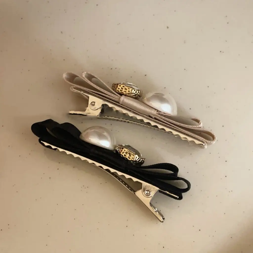 Elegant Double-Layer Hairpin with Rhinestone & Pearl — feature 6