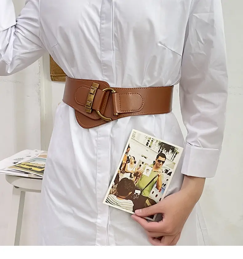 Elasticated Waist Belt for Women with Gold Buckle — feature 6