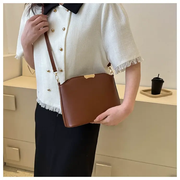 White Retro Small Bag for Women 2026 — feature 24