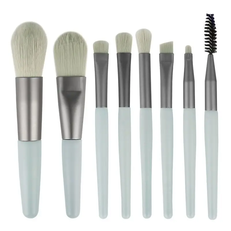 8 Piece Mini Makeup Brush Set for Beginners — feature 14