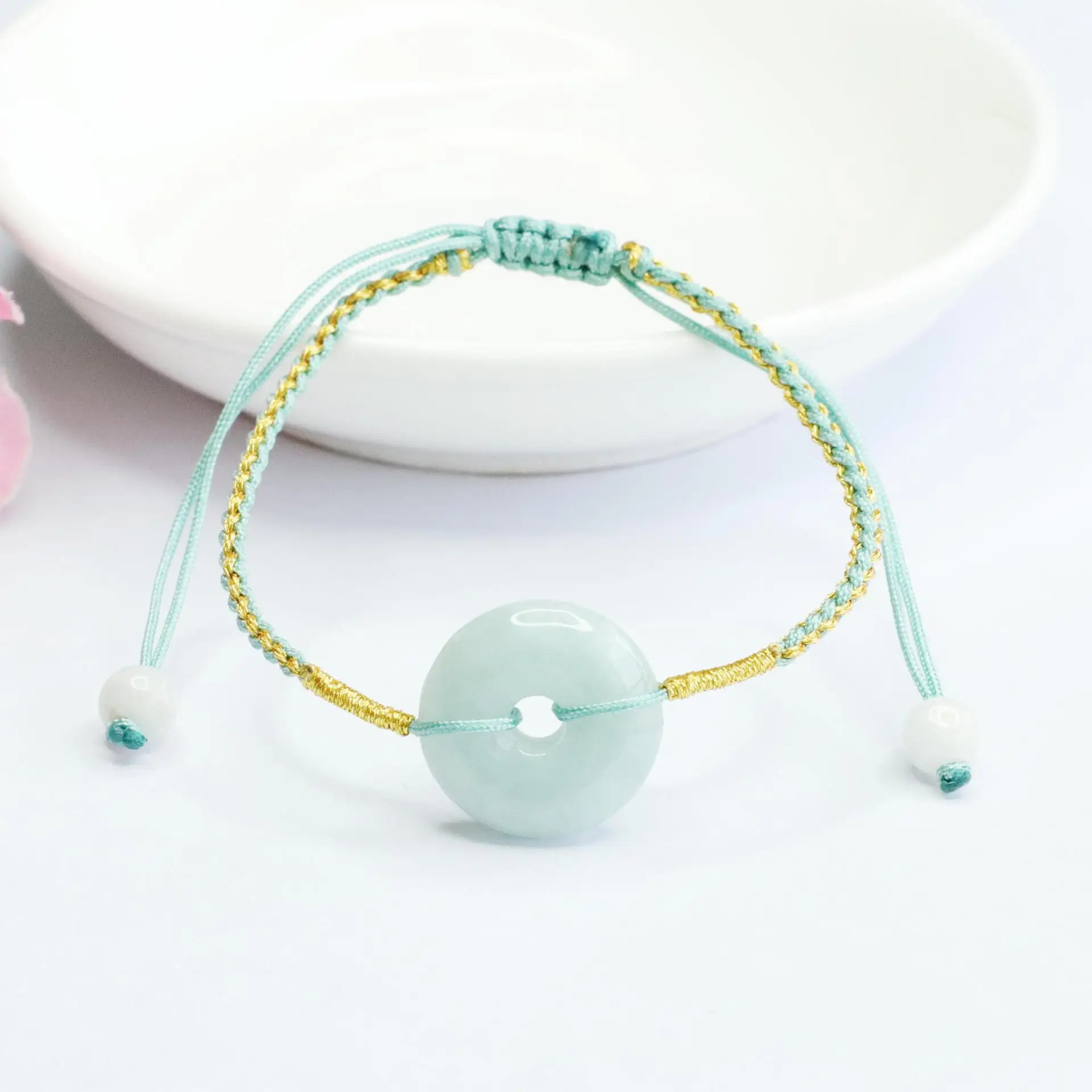 Jade Peace Pendant Bracelet Green White — feature 7
