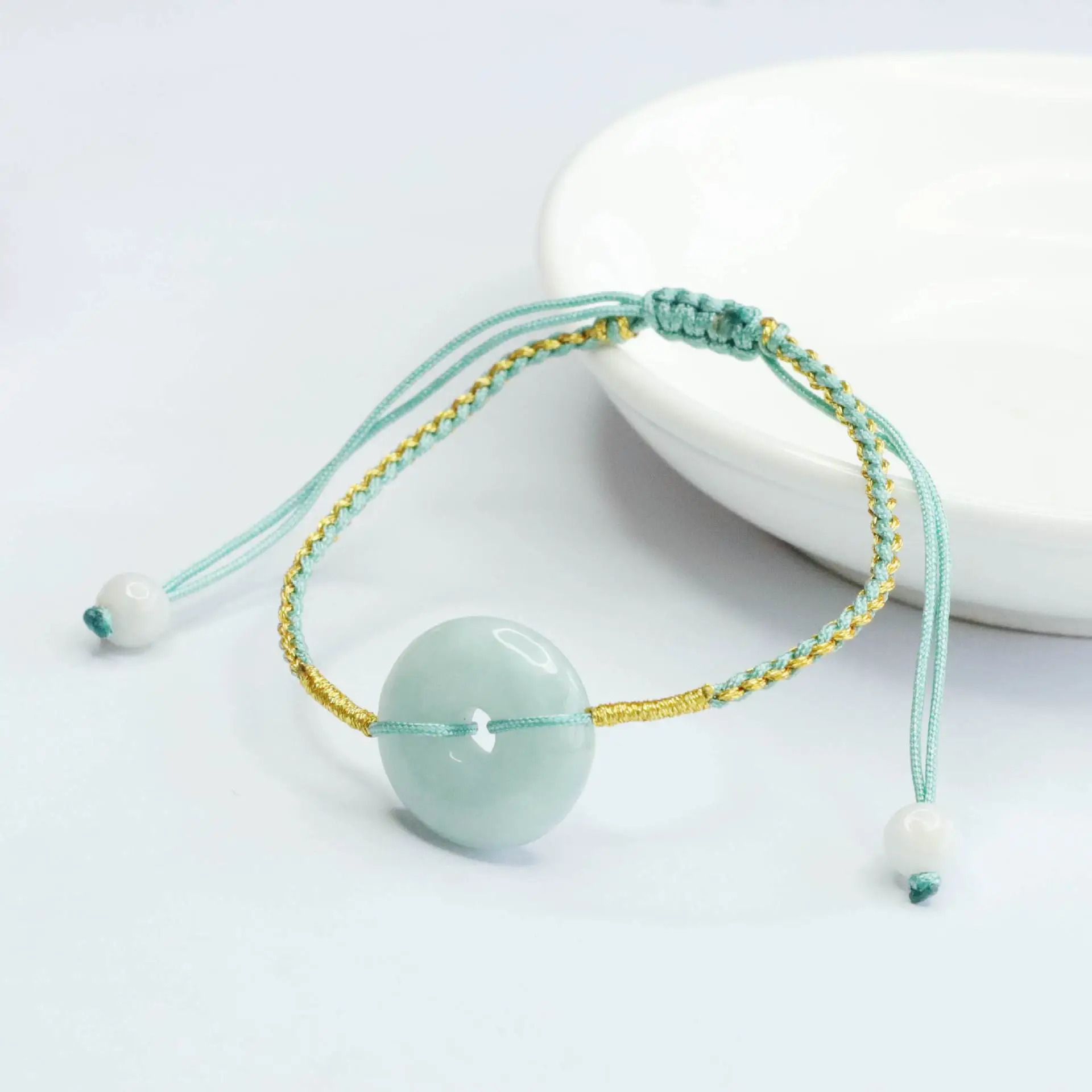 Jade Peace Pendant Bracelet Green White — feature 9