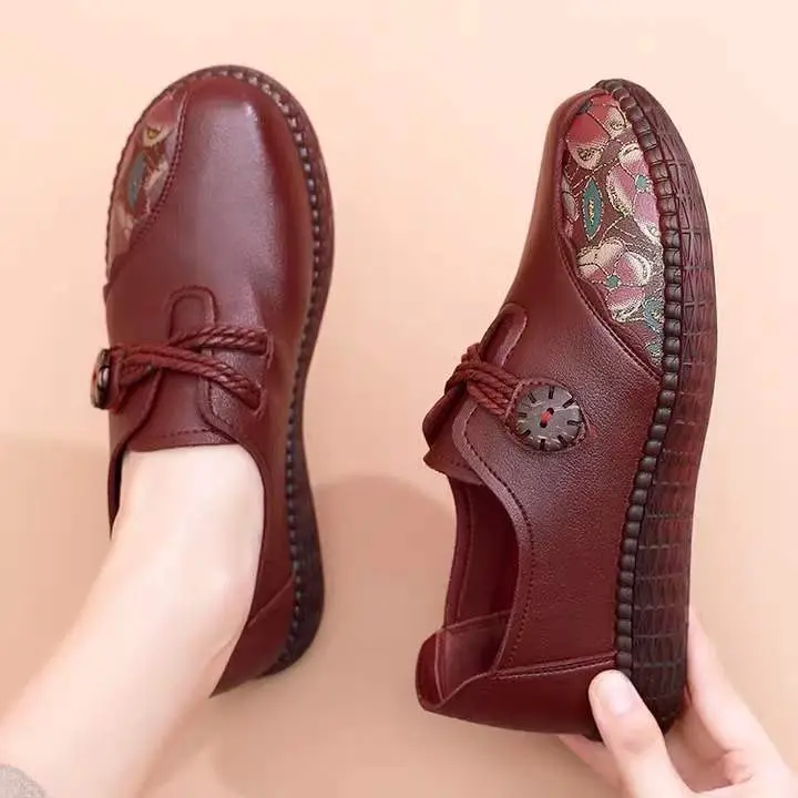 Spring and Summer New 2023 Middle-aged and Elderly Mother Shoes Non-slip Walking Shoes Oxford Leather Shoes Soft Leather Casual Comfortable Women's Shoes - Image 2