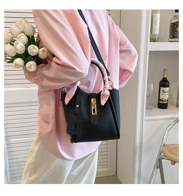 Pink Leather Shoulder Bag for Women 2024 — feature 18
