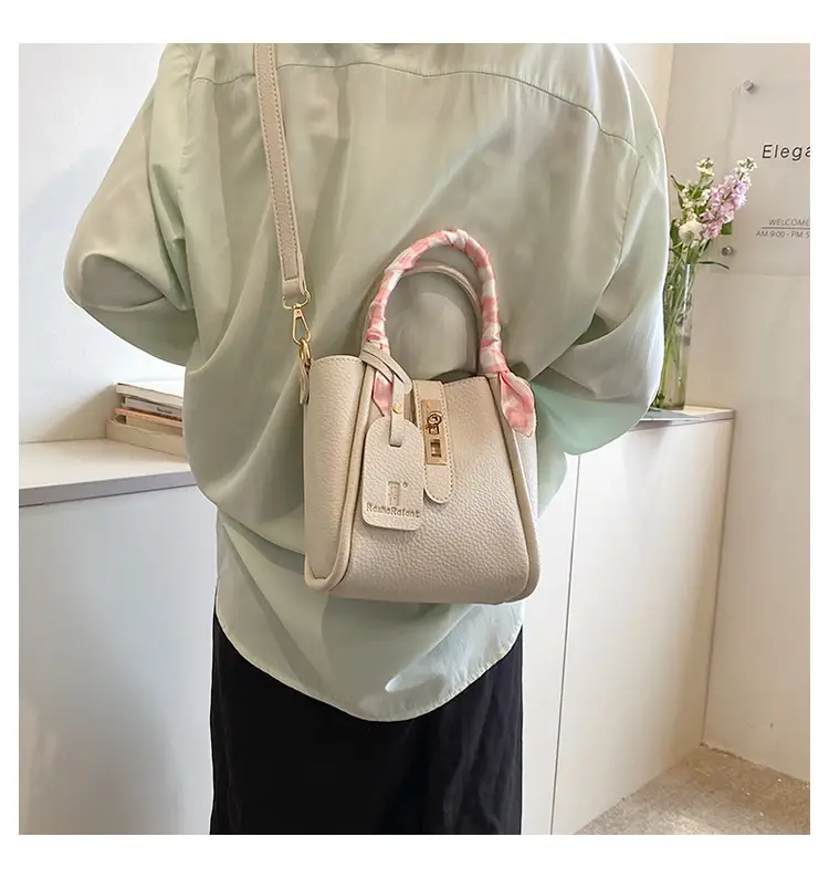 Pink Leather Shoulder Bag for Women 2024 — feature 19