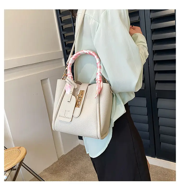 Pink Leather Shoulder Bag for Women 2024 — feature 20