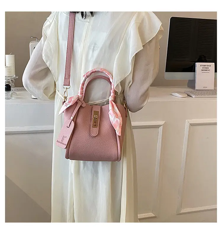 Pink Leather Shoulder Bag for Women 2024 — feature 24