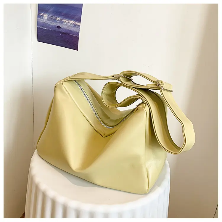 Black Leather Shoulder Bag for Women 2023 Spring Summer — feature 20