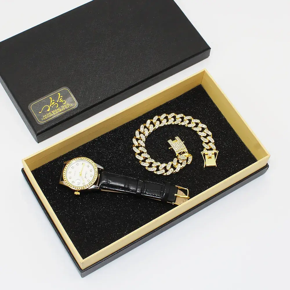 Diamond Bracelet Watch Set for Men & Women - Image 4