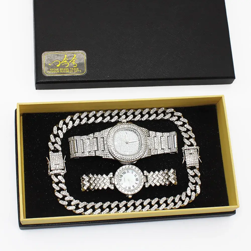Men & Women Diamond Bracelet Watch Set Gold Plated - Image 4