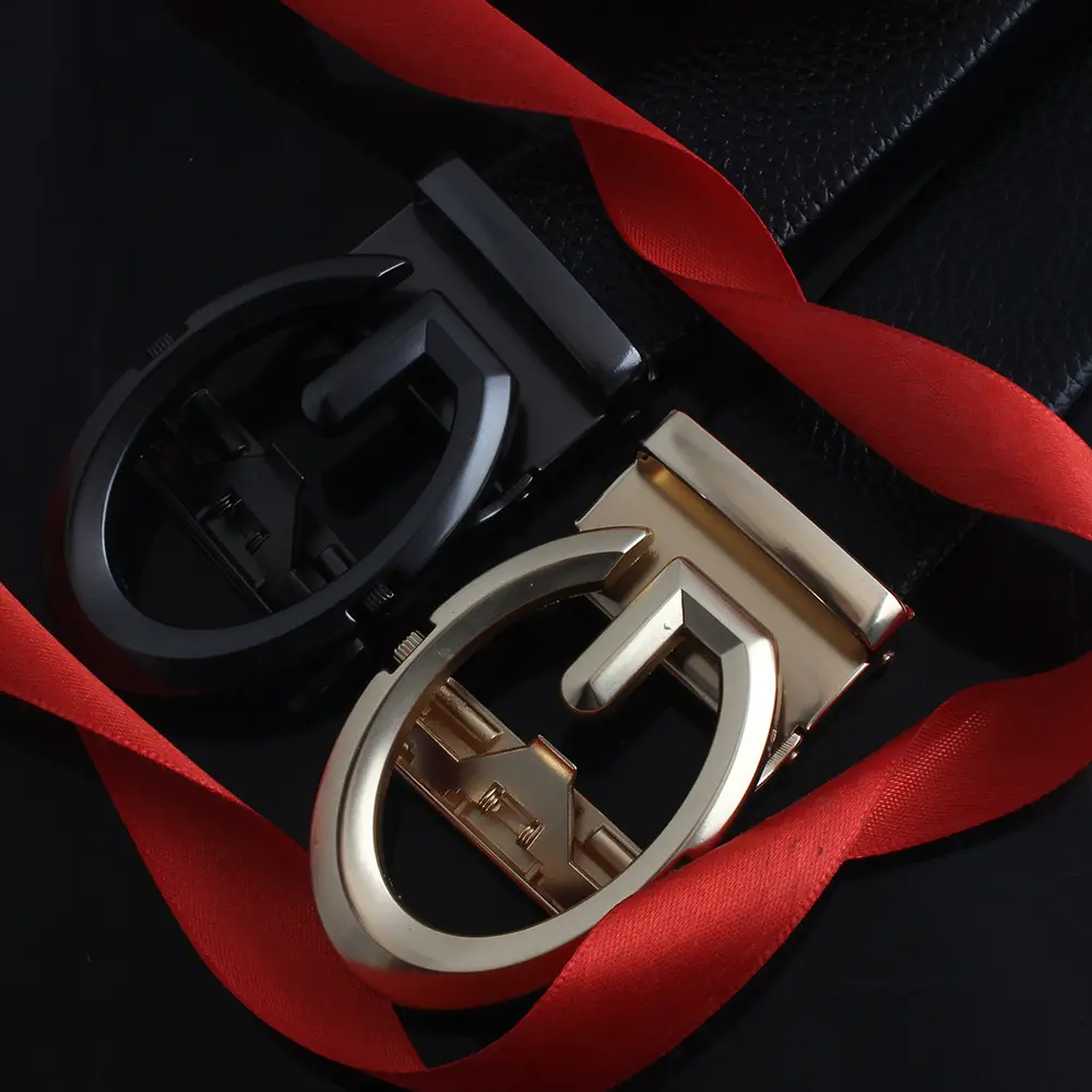 Men's Black Leather Belt with Gold Joker Buckle - Image 5