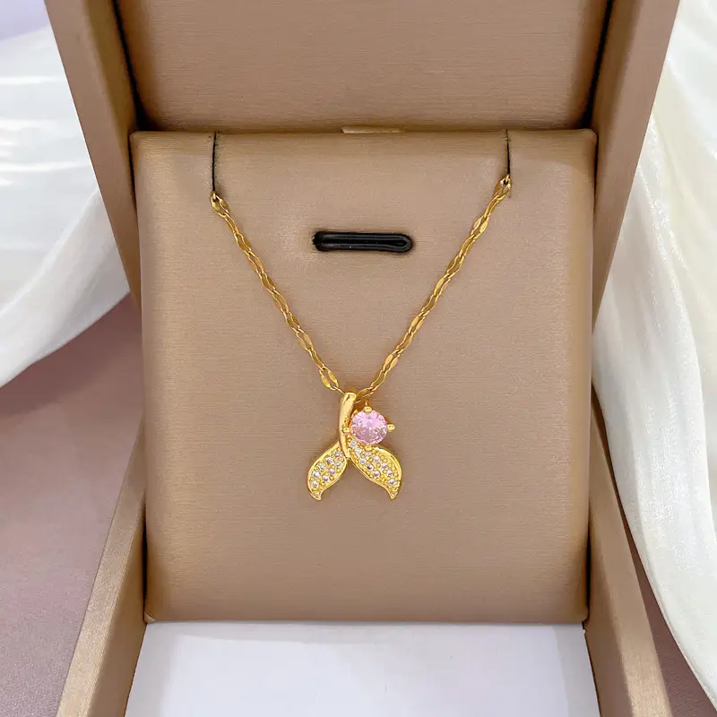 Heart Shaped Gold Necklace for Women Wedding Clavicle Chain - Image 3