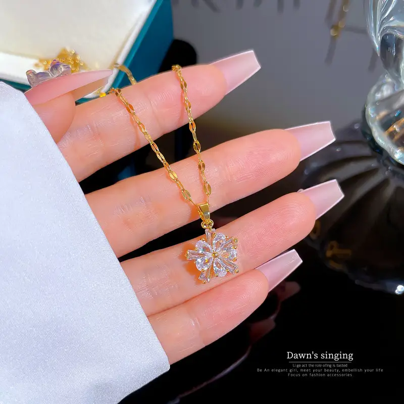 Heart Shaped Gold Necklace for Women Wedding Clavicle Chain - Image 7