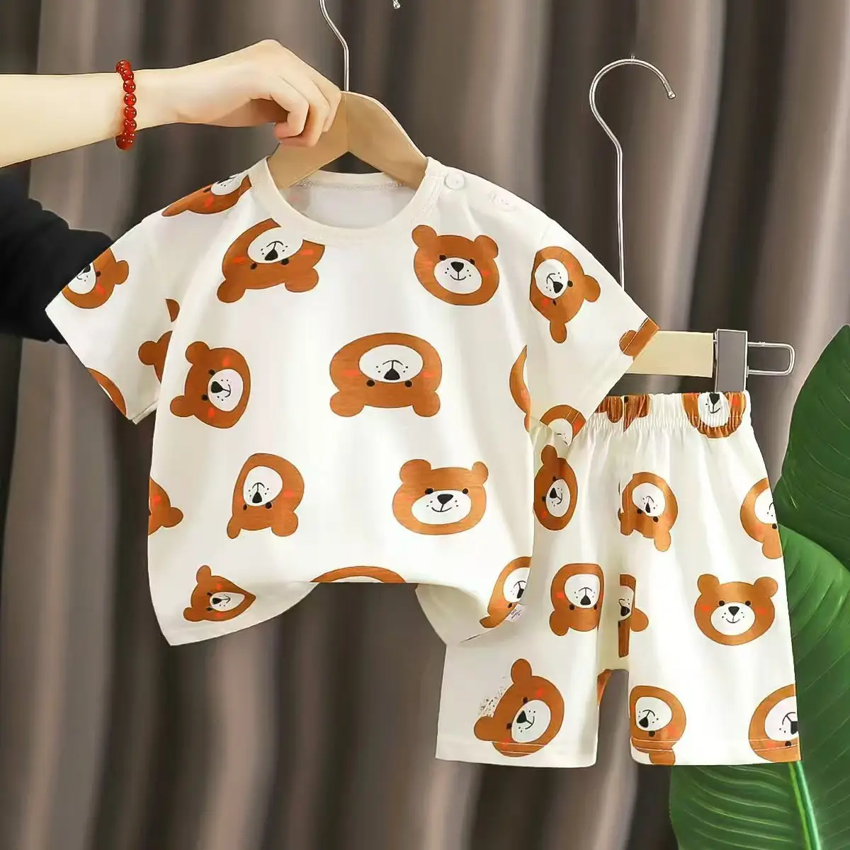 Girls Cotton Bear Print Shorts Suit Summer Wear - Image 15