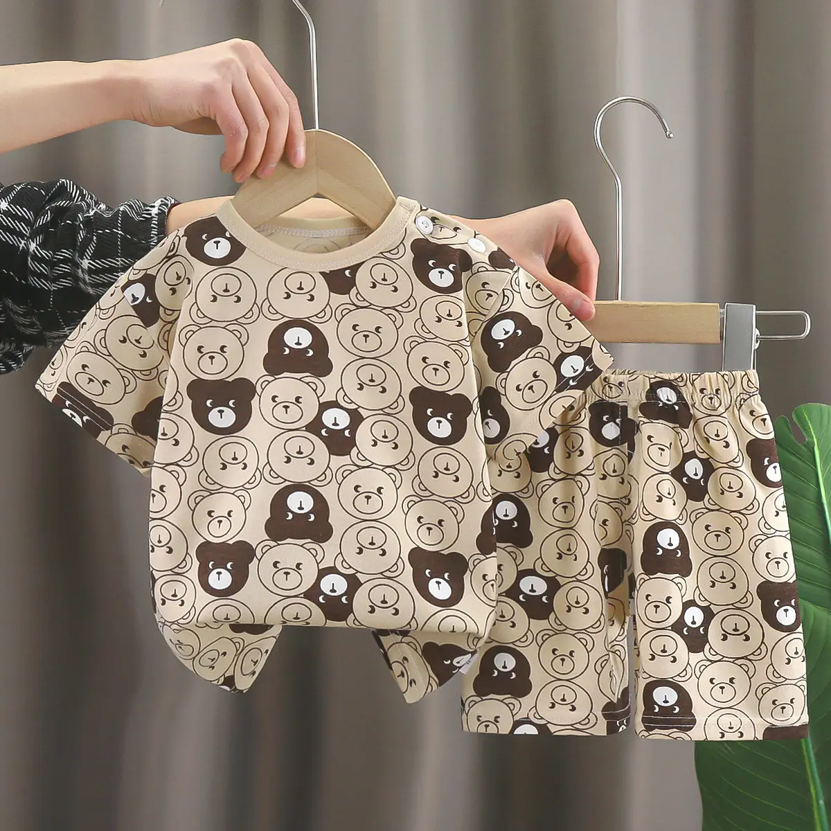 Girls Cotton Bear Print Shorts Suit Summer Wear - Image 18