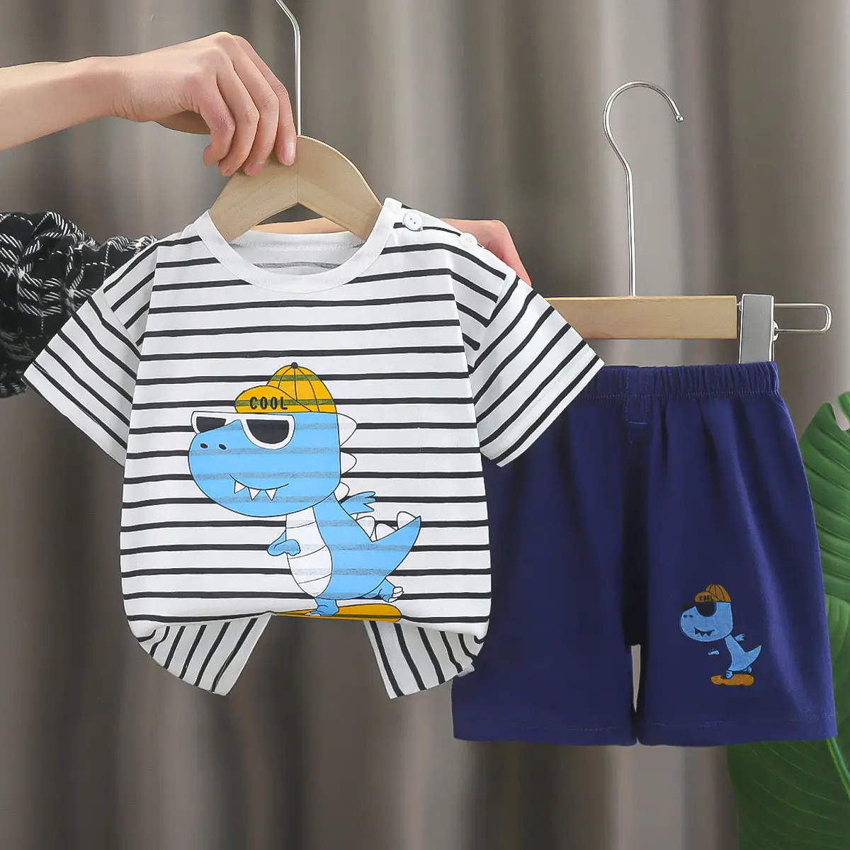 Girls Cotton Bear Print Shorts Suit Summer Wear - Image 25