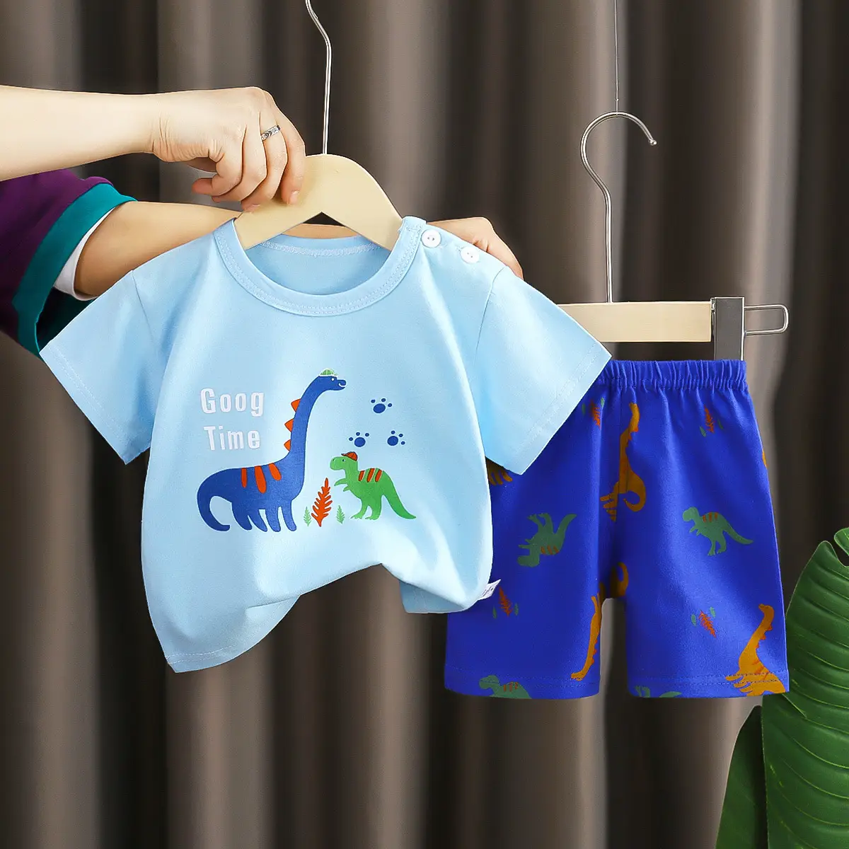 Girls Cotton Bear Print Shorts Suit Summer Wear - Image 9