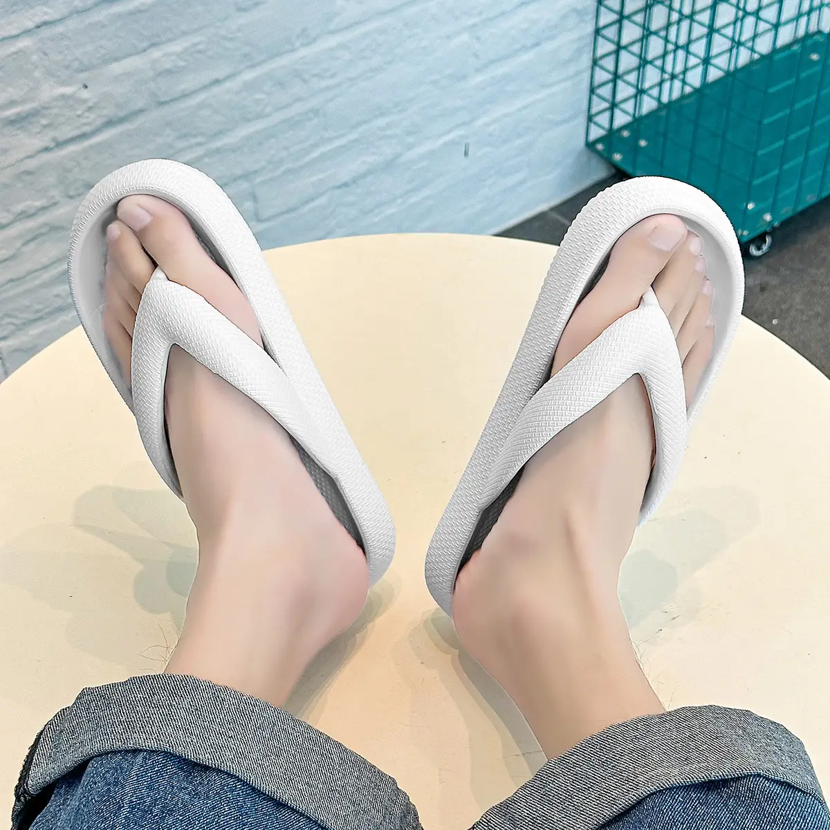 Men's Black Foam Flip-Flops Summer Slippers Non-Slip