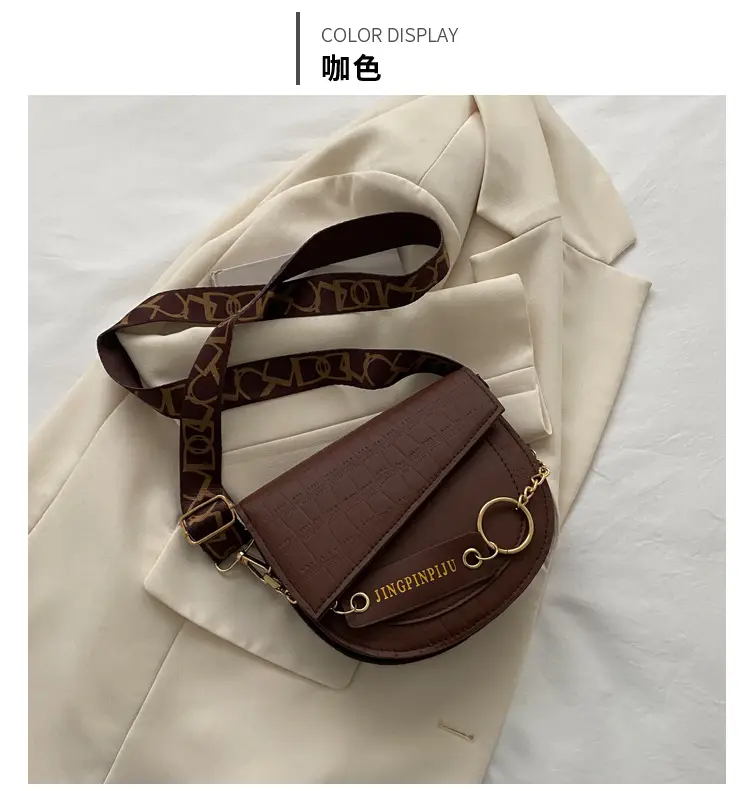 Green Chain Strap Saddle Bag for Women — feature 23