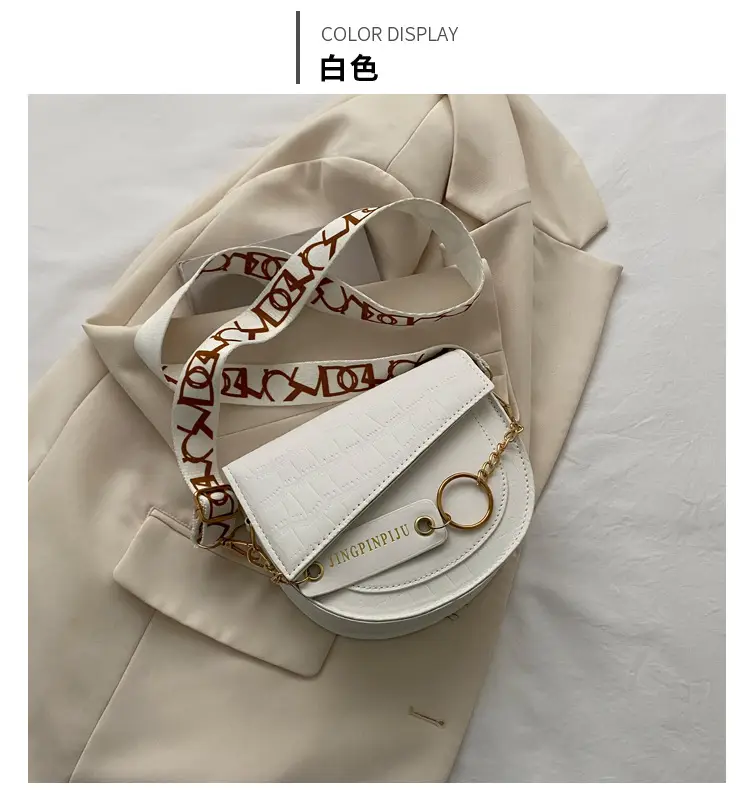 Green Chain Strap Saddle Bag for Women — feature 27