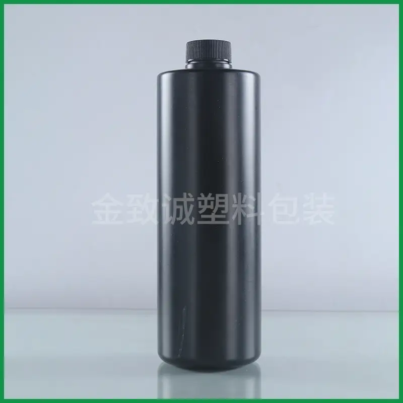 Black Flat-Shoulder Nail Polish Gel 06 UV Squeezable — feature 32