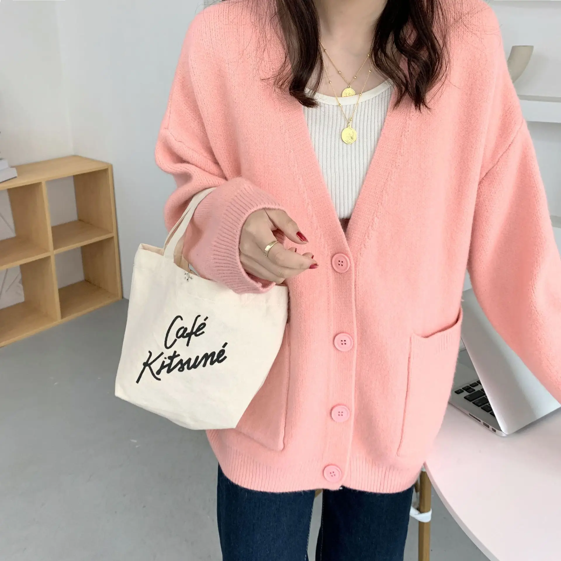 2025 Women's Blue Knitted Cardigan Jacket Mid-Length — feature 10