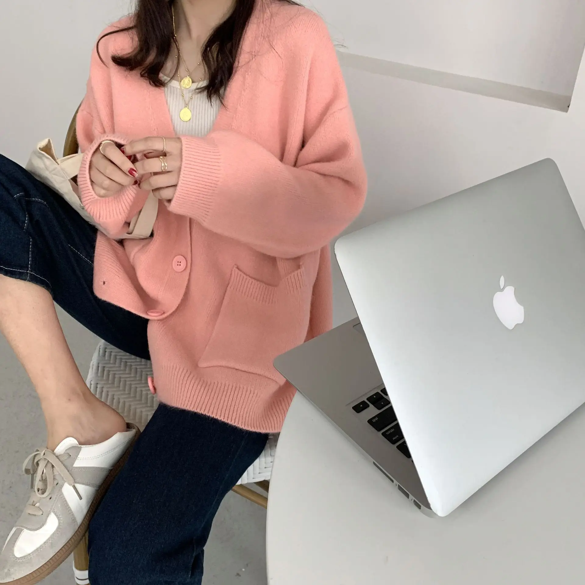 2025 Women's Blue Knitted Cardigan Jacket Mid-Length — feature 8