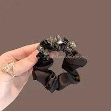 Korean Style Black Flocking Shark Clip with Full Diamond Bow — feature 9