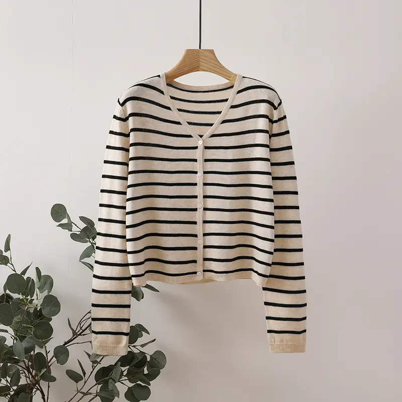 2024 Knitted Striped V-Neck Shirt Black White - Image 2
