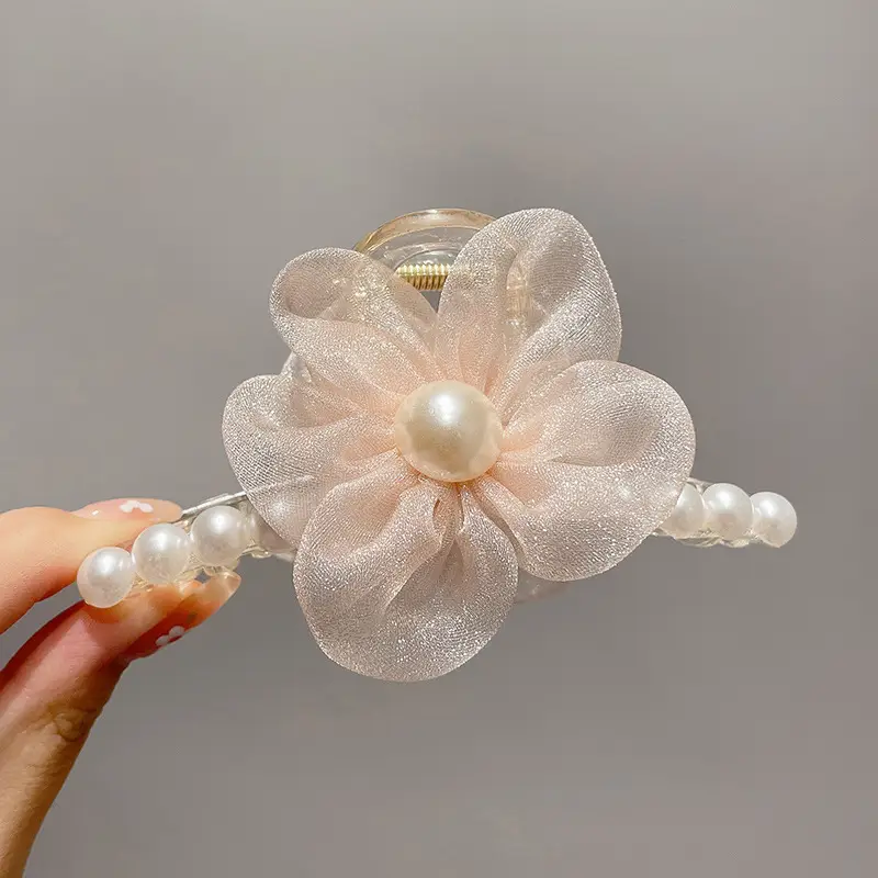 Elegant Pearl Flower Hairpin for Women - Image 9