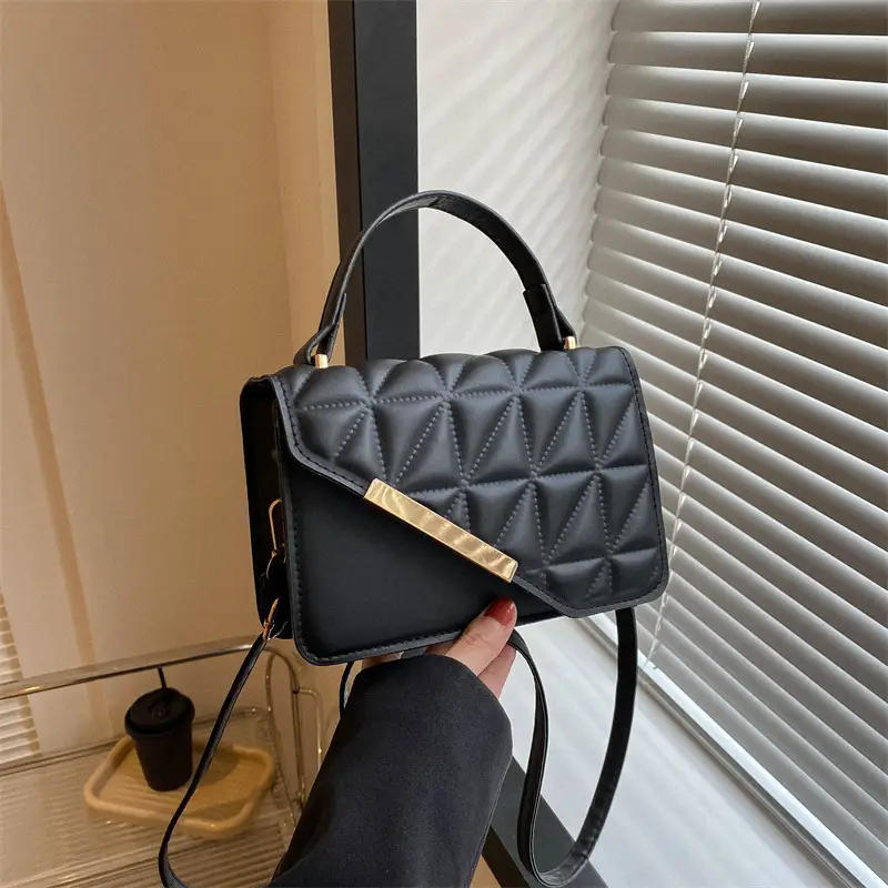 Black Quilted Handbag for Women 2026 - Image 7